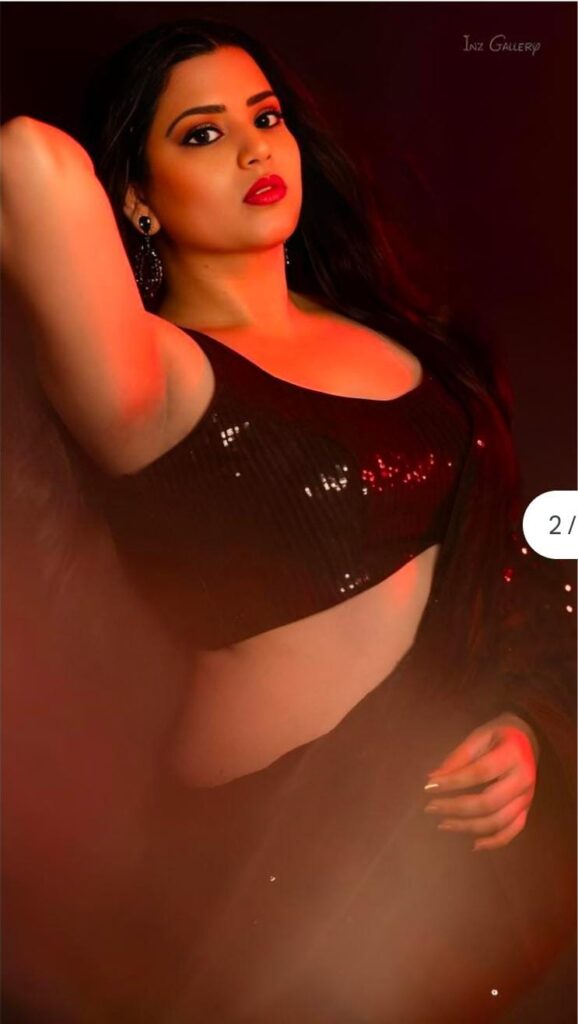 हर चीज़ के लिए Google का शुक्रिया, मैं यह देखकर बहुत खुश हूँ और इसीलिए मैं इसे आप सबके साथ शेयर कर रही हूँ। दोस्तों, मुझे नवंबर 2020 के महीने में सबसे ज़्यादा इंप्रेशन मिले। मुझे अपनी वेबसाइट पर 294 असली विज़िटर के साथ 8.54k ऑर्गेनिक इंप्रेशन मिले। सपोर्ट करने के लिए मेरे सभी क्लाइंट्स का शुक्रिया। मुझे ये सब बातें आपके साथ शेयर करके बहुत खुशी हो रही है क्योंकि मैं वो लड़की हूँ जो गुड़गांव में किसी को धोखा नहीं देती। मैं रेगुलर बैंगलोर में एस्कॉर्ट्स सर्विस दे रही हूँ। मैं सबको खुश करने की पूरी कोशिश कर रही हूँ। मुझे अमाउंट से कोई फ़र्क नहीं पड़ता, बस हर क्लाइंट को यह बताना होता है कि वह एक मीटिंग के लिए मुझ पर कितना खर्च कर सकता है। मुझे कभी फ़र्क नहीं पड़ता अगर कोई 1000 INR कहता है क्योंकि ऐसा कहने वाला कभी मेरी वैल्यू नहीं समझ सकता। उसे बस एक सेक्स पार्टनर चाहिए, मेरे जैसा बैंगलोर में एस्कॉर्ट्स पार्टनर नहीं। दोस्तों, मर्द बनो और इस सर्दी में मुझे हायर करना शुरू करो, मैं नए क्लाइंट्स से मिलने के लिए बहुत एक्साइटेड हूँ।